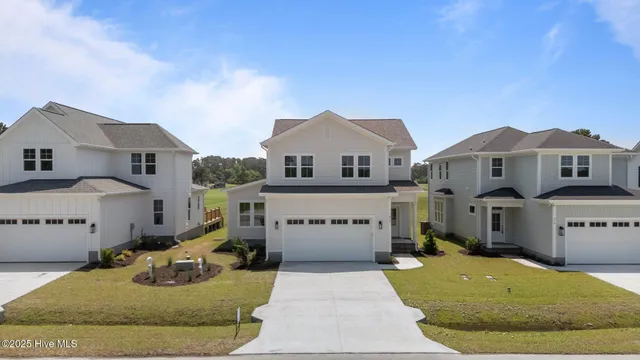 $549,900 | 317 Taylorwood Drive, Beaufort, NC 28516