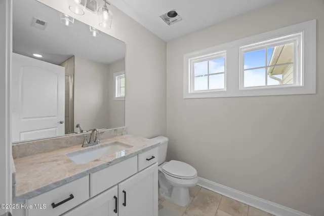 $549,900 | 317 Taylorwood Drive, Beaufort, NC 28516