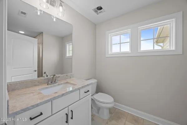 $524,900 | 317 Taylorwood Drive, Beaufort, NC 28516