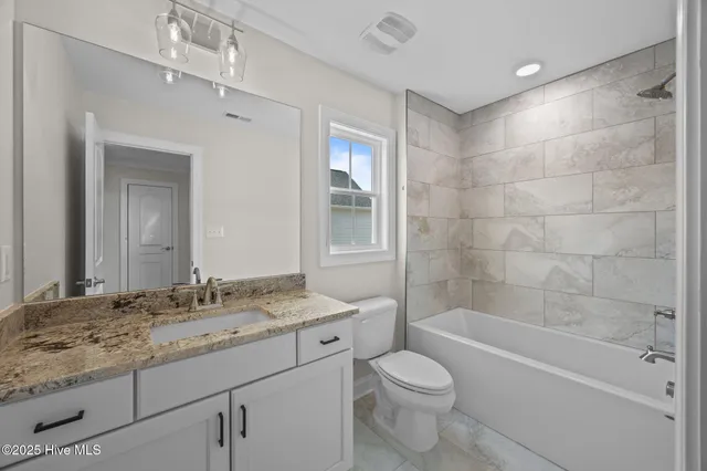 $549,900 | 317 Taylorwood Drive, Beaufort, NC 28516