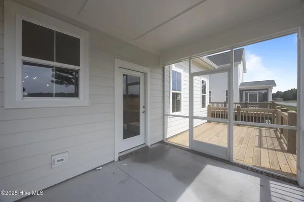 $524,900 | 317 Taylorwood Drive, Beaufort, NC 28516
