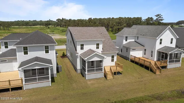 $549,900 | 317 Taylorwood Drive, Beaufort, NC 28516