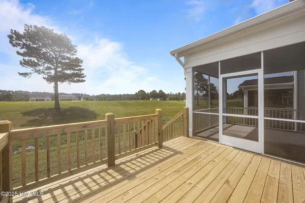 $524,900 | 317 Taylorwood Drive, Beaufort, NC 28516