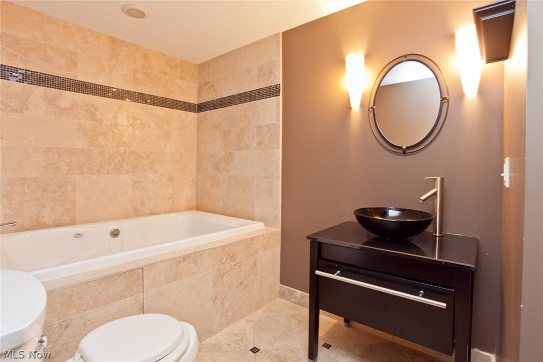 1237 Washington Avenue, Unit 1206 Cleveland, OH 44113 - Photo 14 of 25