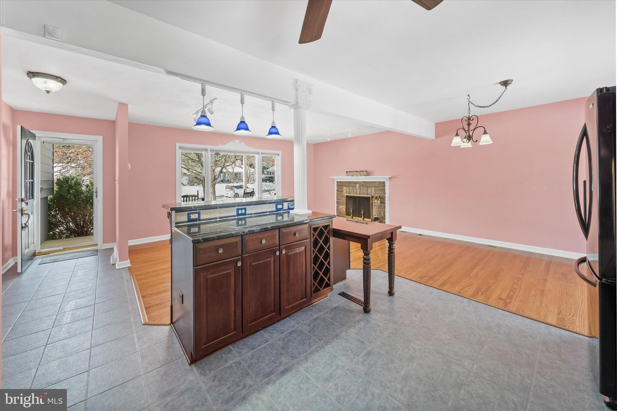 104 Danforth Place Wilmington, DE 19810 - Photo 23 of 53 Kitchen looking toward foyer entry