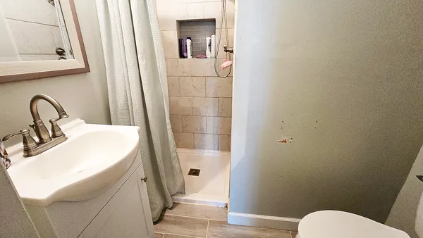 $149,900 | 412 Sunset Drive, Centralia, IL 62801