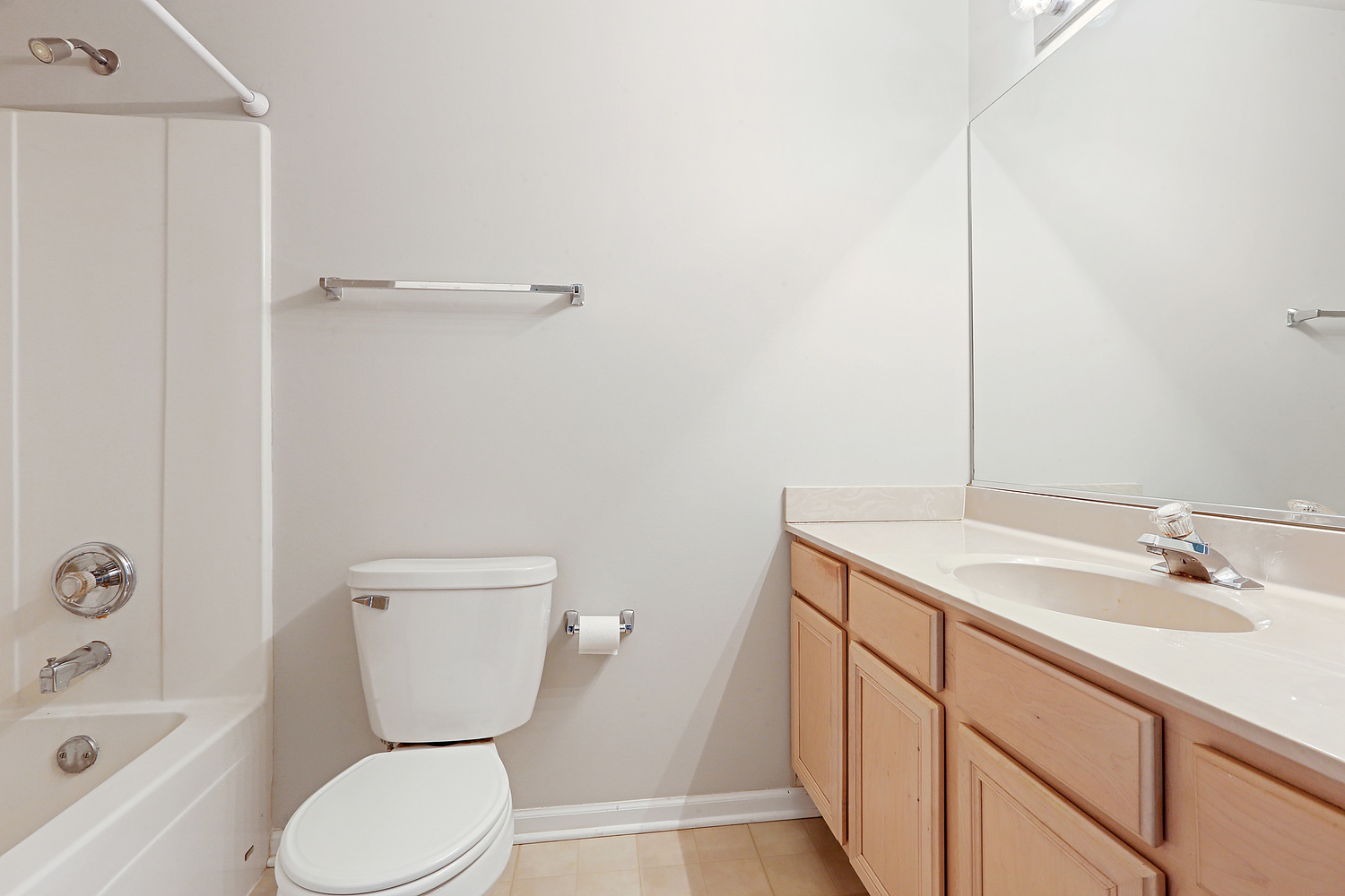 387 Aaron Lane Bolingbrook, IL 60440 - Photo 11 of 16