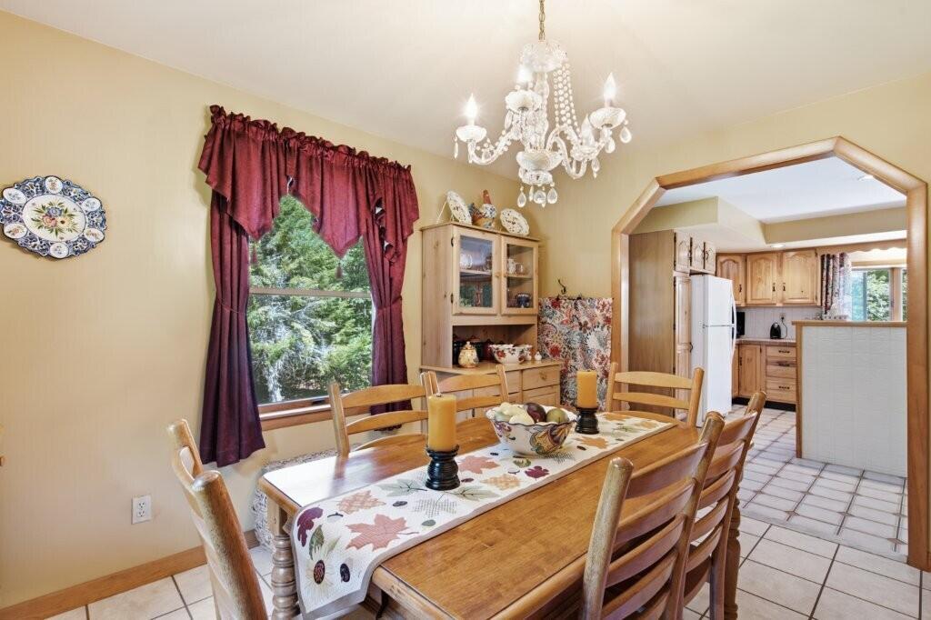 13 Belgrade Road Manchester, ME 04351 - Photo 16 of 46 12