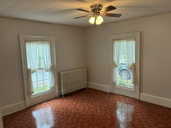 $489,000 | 20 Chestnut Street, Rockland, ME 04841