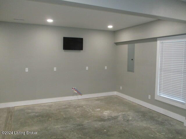 6094 Nat Rogers Road Boston, KY 40107 - Photo 35 of 37 35 - Entertainment Rm - 2