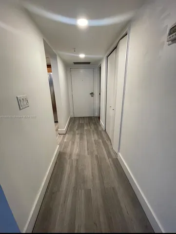 $2,400 | 555 Northeast 15th Street, Unit 16F, Miami, FL 33132