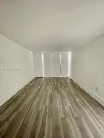 $2,400 | 555 Northeast 15th Street, Unit 16F, Miami, FL 33132