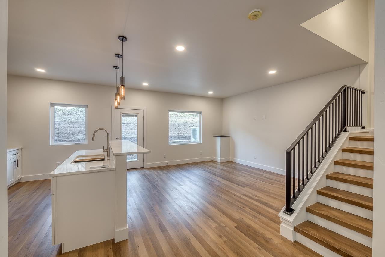 2394 Ridge Cir Drive, Unit B Grand Junction, CO 81507 - Photo 8 of 42