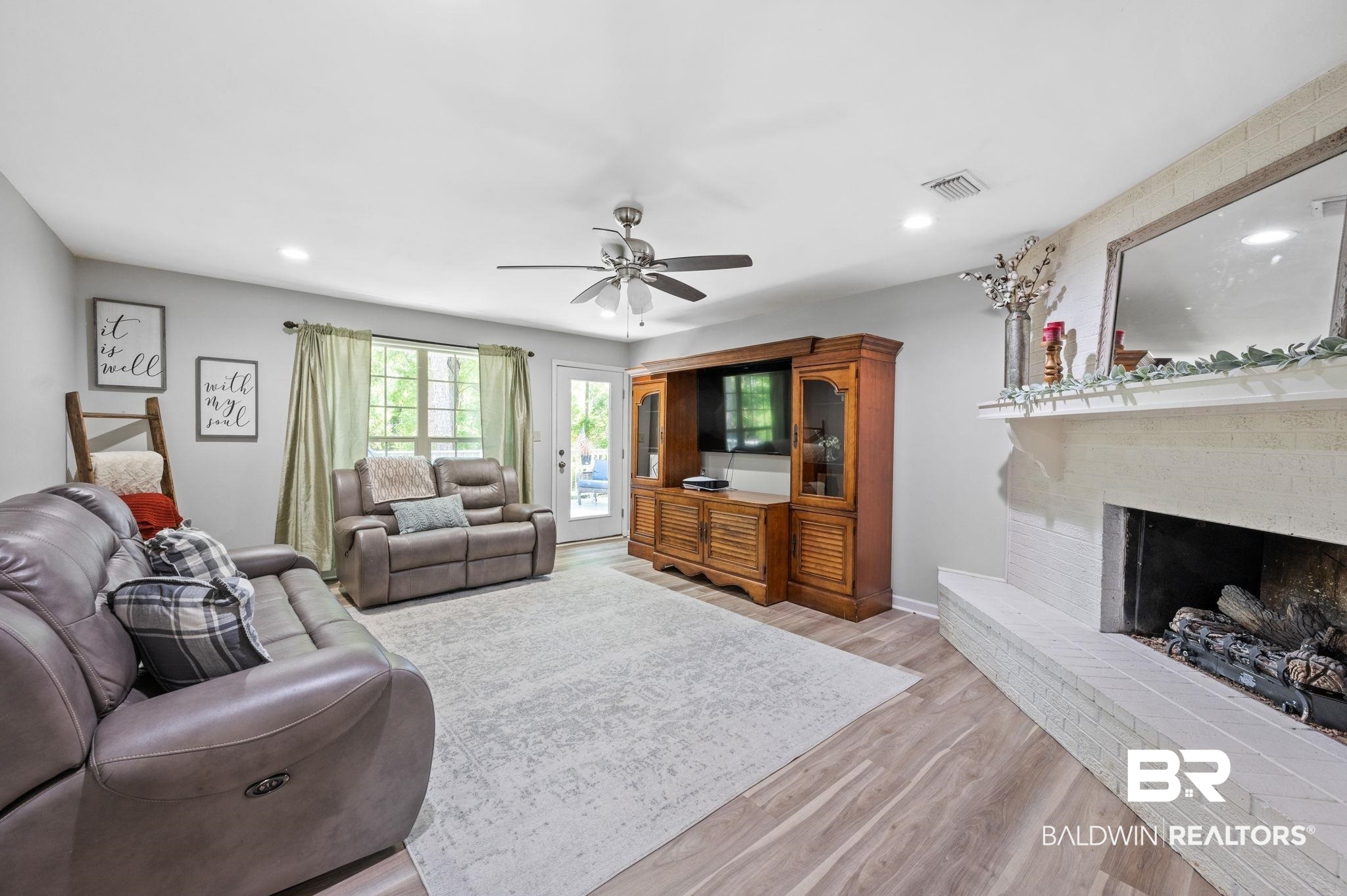 7246 Cadet Drive Daphne, AL 36527 - Photo 20 of 48