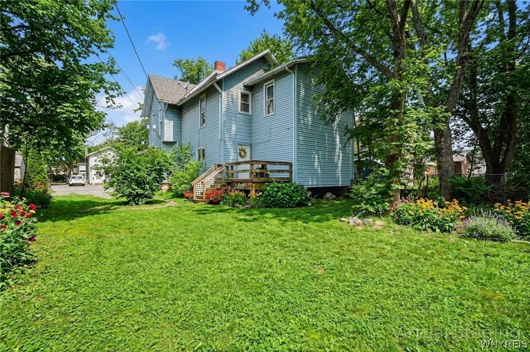 129 Lock Street Lockport City, NY 14094 - Photo 5 of 41