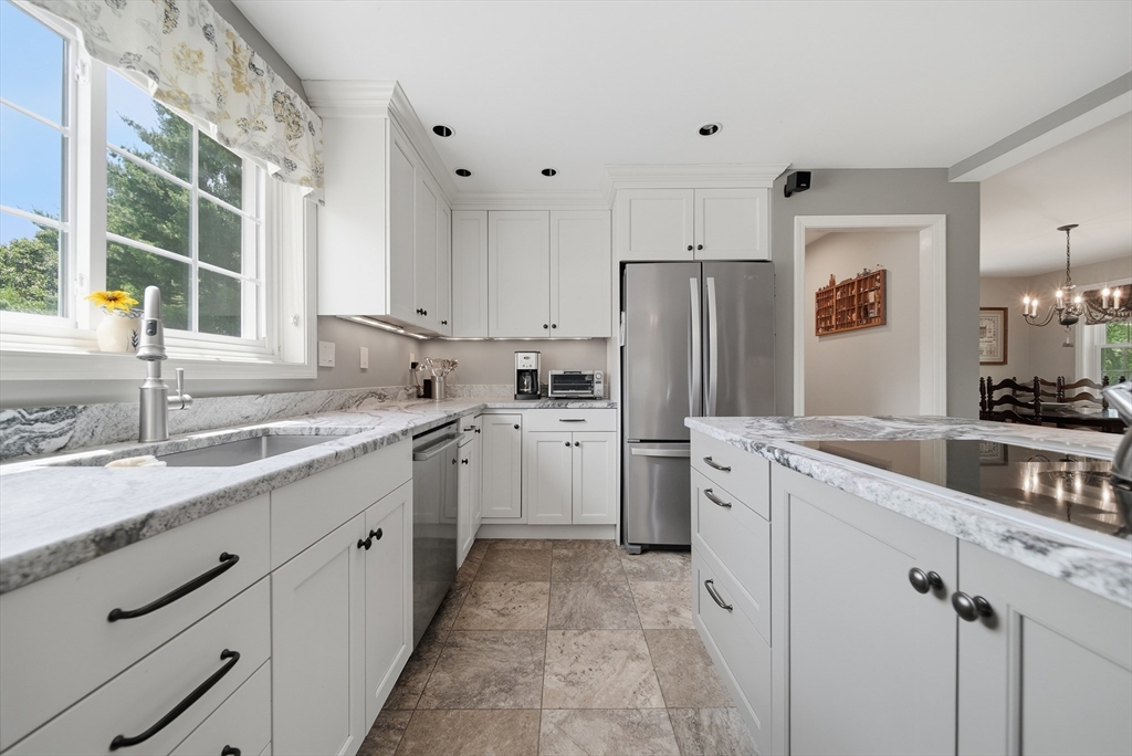 1394 Main Street Lancaster, MA 01523 - Photo 16 of 42