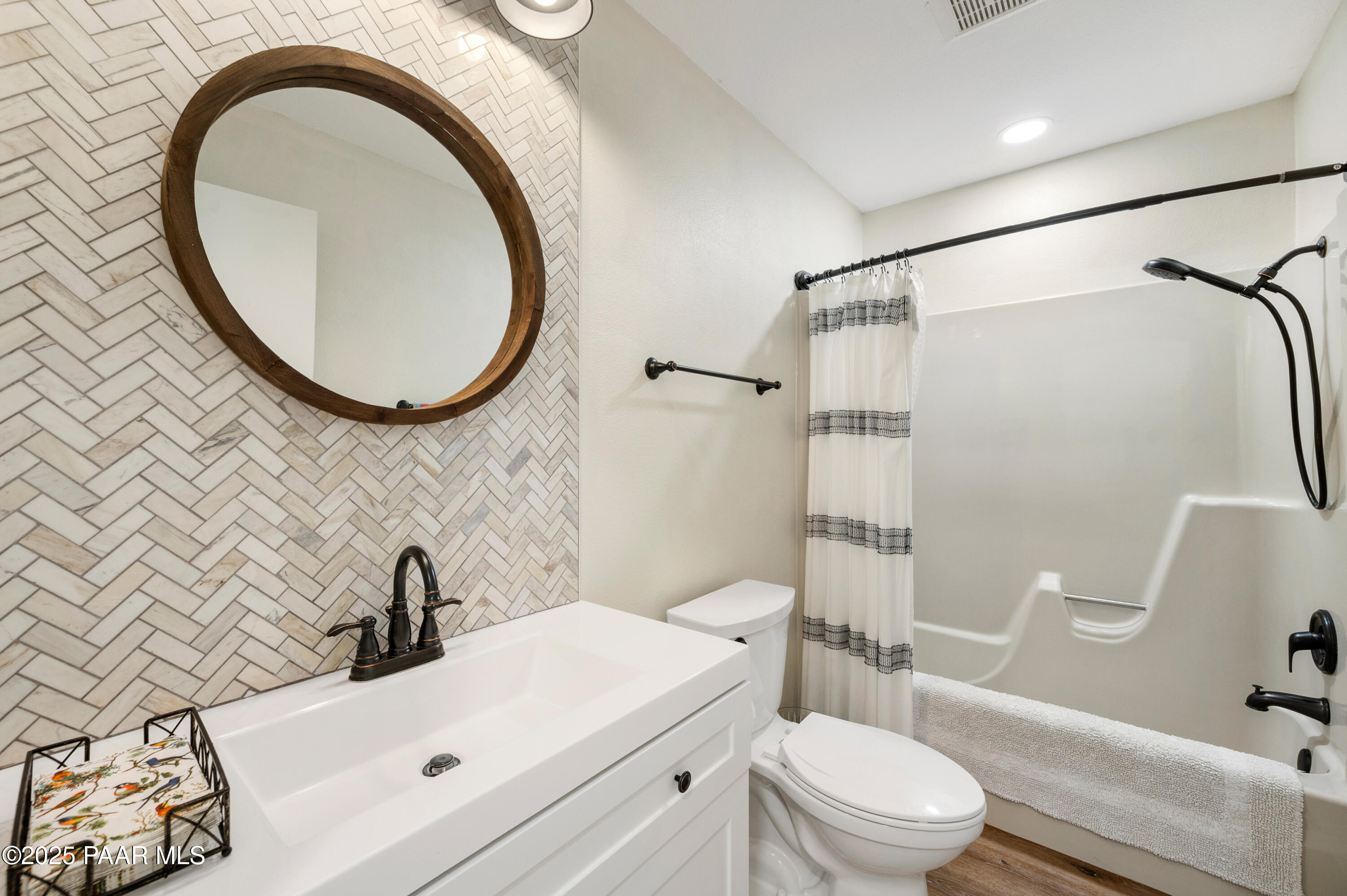 2271 Vista Ridge Road Prescott, AZ 86303 - Photo 18 of 28 16-Bathroom 1