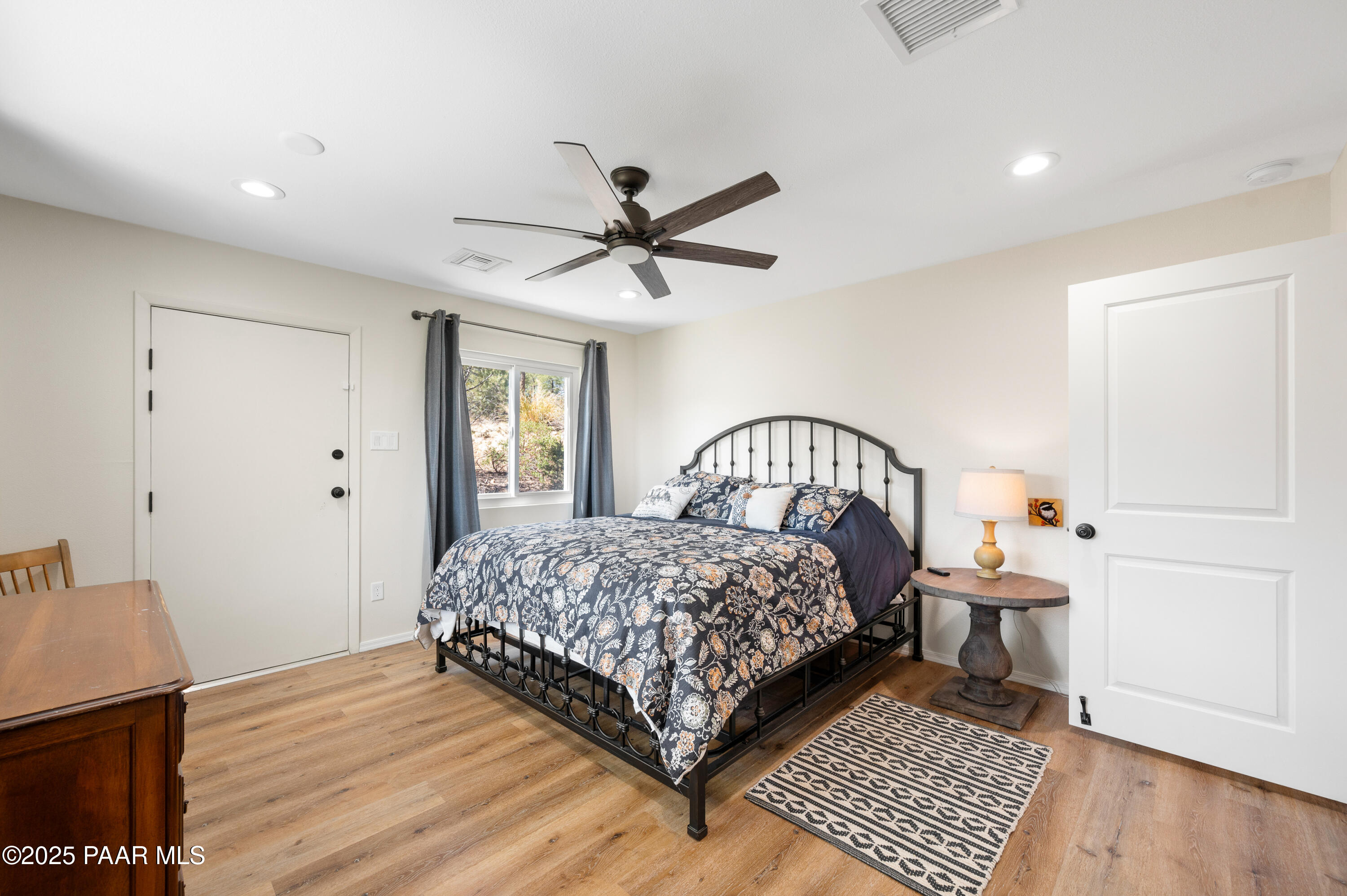 2271 Vista Ridge Road Prescott, AZ 86303 - Photo 19 of 28 15-Bedroom 1 (2)