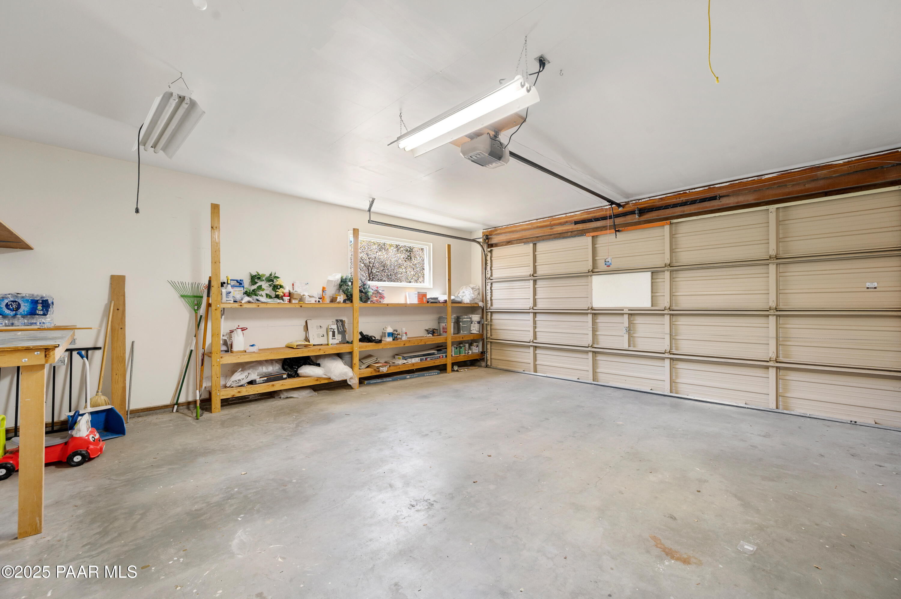 2271 Vista Ridge Road Prescott, AZ 86303 - Photo 22 of 28 25-Garage
