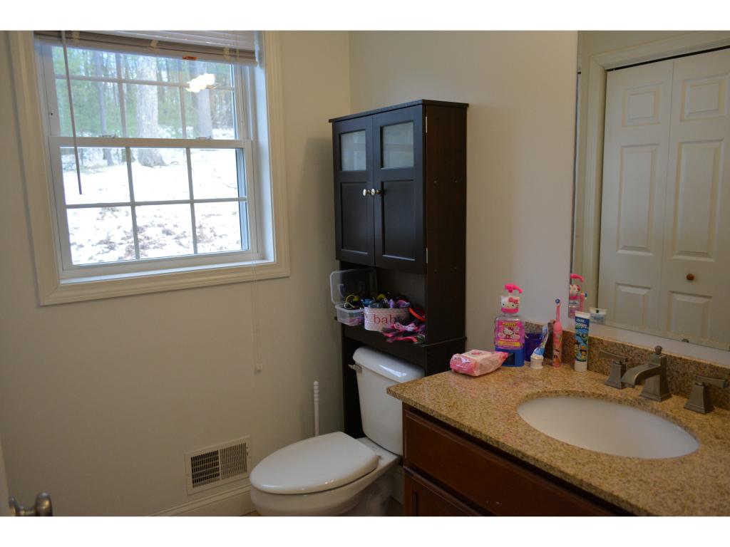 2 Hammar Road Nashua, NH 03062 - Photo 14 of 27