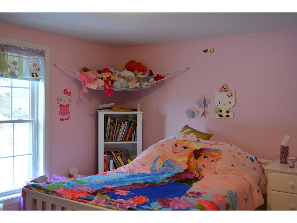 2 Hammar Road Nashua, NH 03062 - Photo 23 of 27