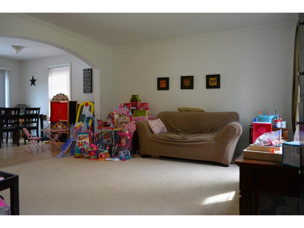 2 Hammar Road Nashua, NH 03062 - Photo 10 of 27