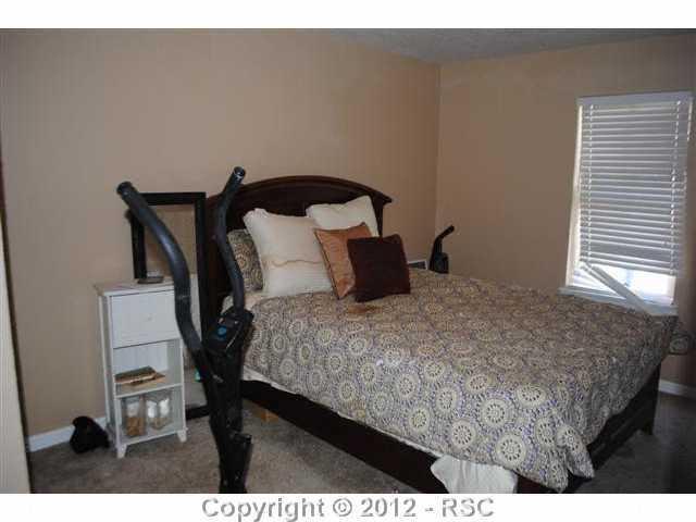 4475 Beaumont Road Colorado Springs, CO 80916 - Photo 8 of 9