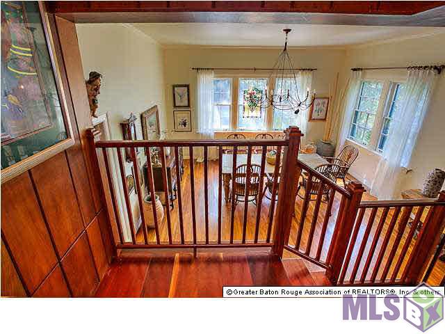 4150 Perkins Road Baton Rouge, LA 70808 - Photo 19 of 31 Staircase overlooking the Dining Room