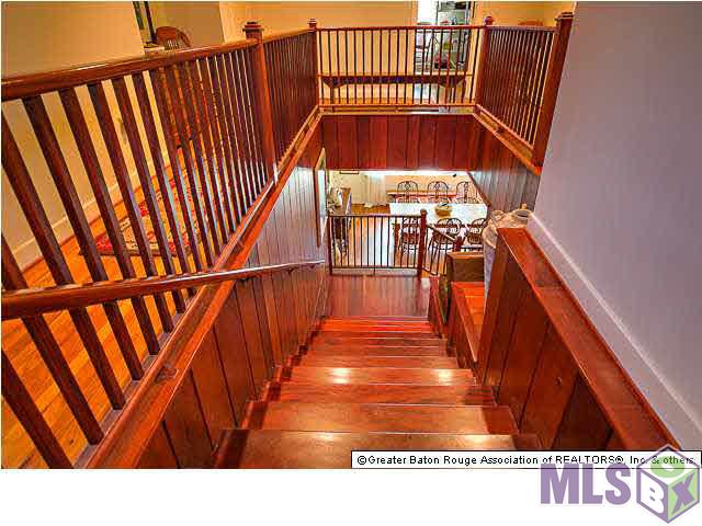 4150 Perkins Road Baton Rouge, LA 70808 - Photo 20 of 31 Grand Staircase view from landing