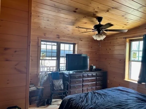 $795,000 | 22 Carpenter Road, Dudley, MA 01571