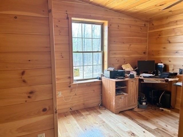 22 Carpenter Road Dudley, MA 01571 - Photo 8 of 27