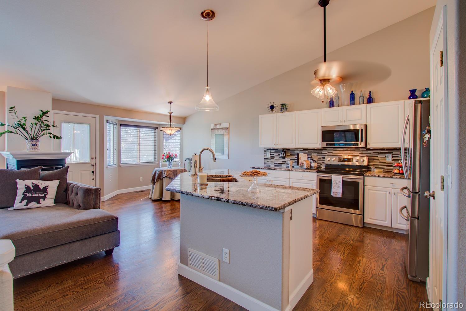 7102 Avondale Road Fort Collins, CO 80525 - Photo 8 of 34