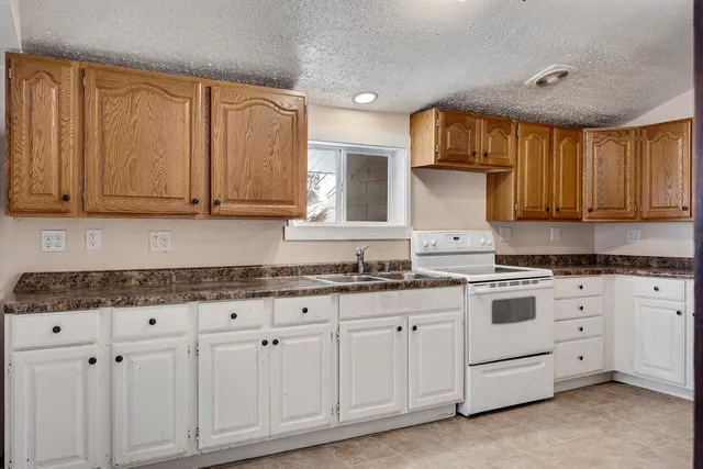 $219,900 | 938 Hood Street, La Crosse, WI 54601