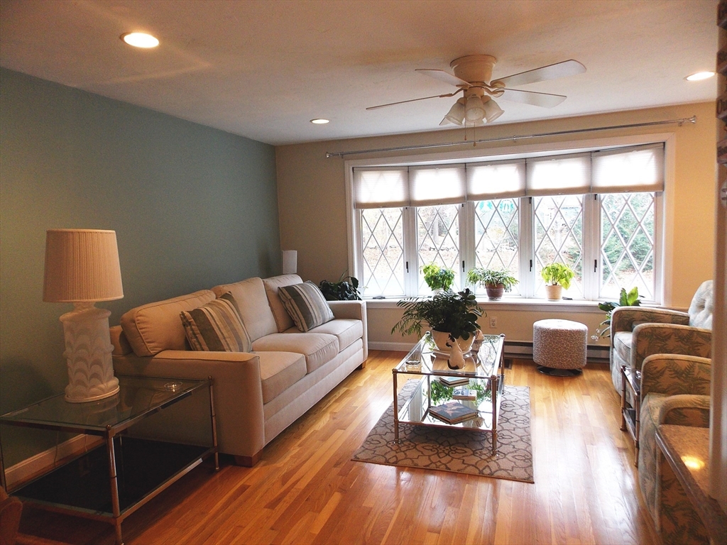 261 Berlin Road Marlborough, MA 01752 - Photo 3 of 19 Gallery Image 3