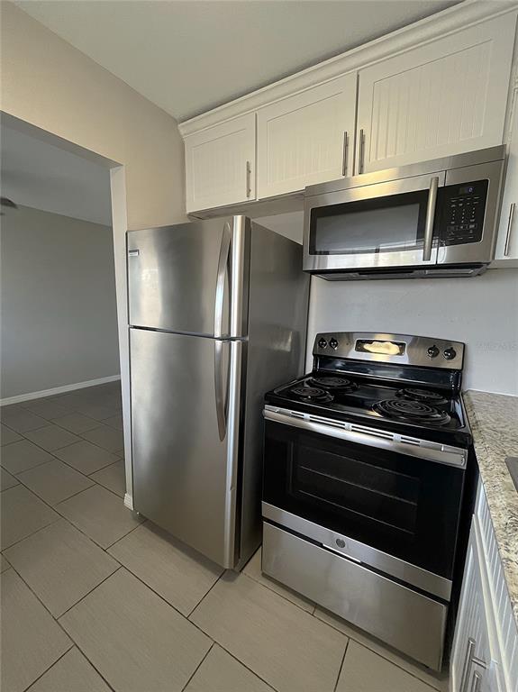 3001 Bee Ridge Road, Unit 206 Sarasota, FL 34239 - Photo 3 of 20