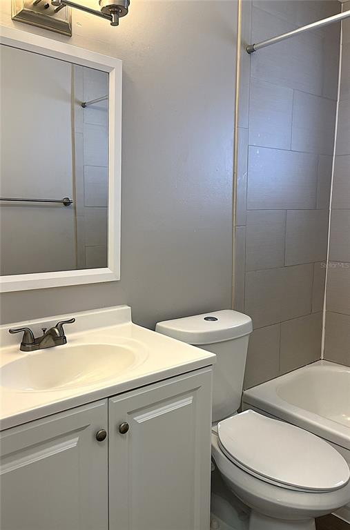 3001 Bee Ridge Road, Unit 206 Sarasota, FL 34239 - Photo 10 of 20