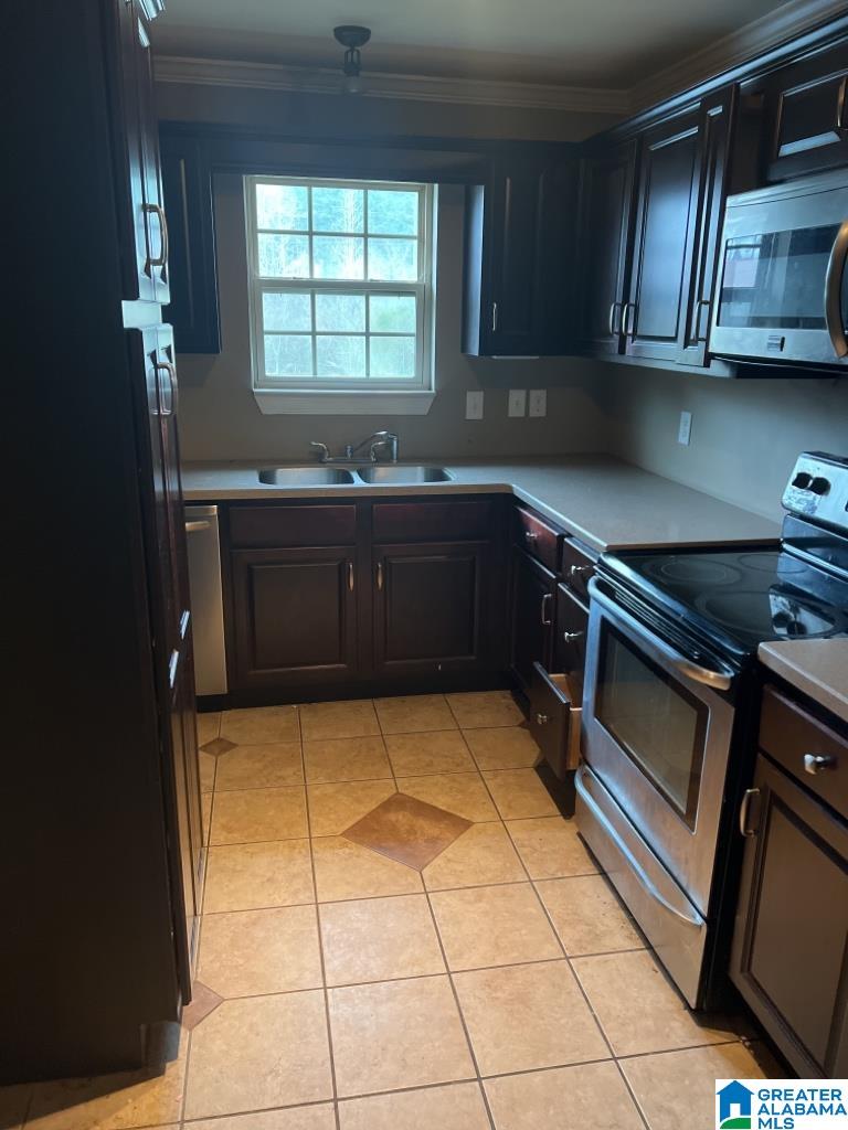 616 Elm Street Southwest Bessemer, AL 35022 - Photo 4 of 15