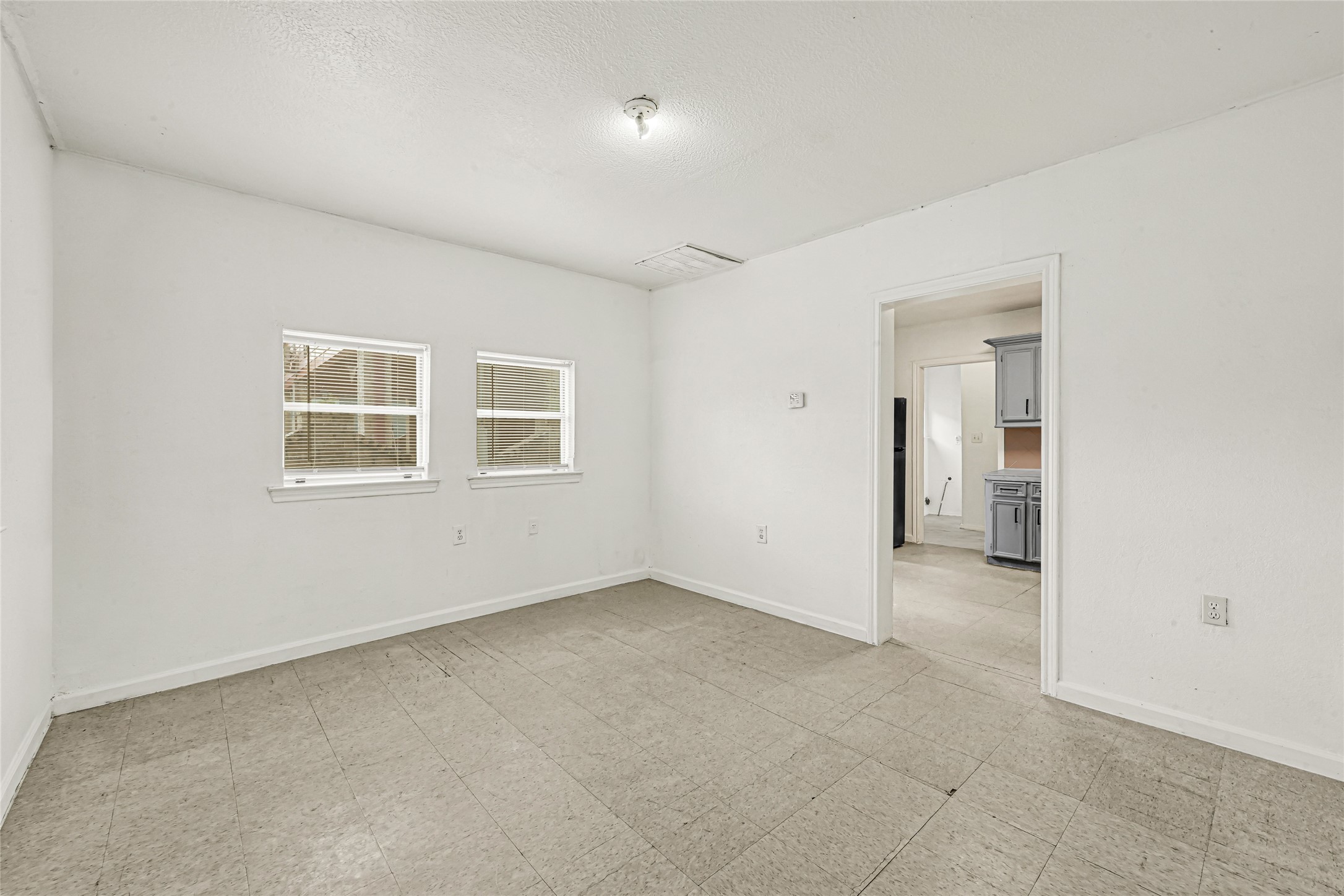 14336 Victoria Street Houston, TX 77015 - Photo 7 of 20