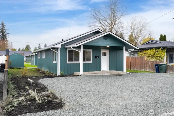 $479,000 | 944 Fidalgo Street, Sedro-Woolley, WA 98284