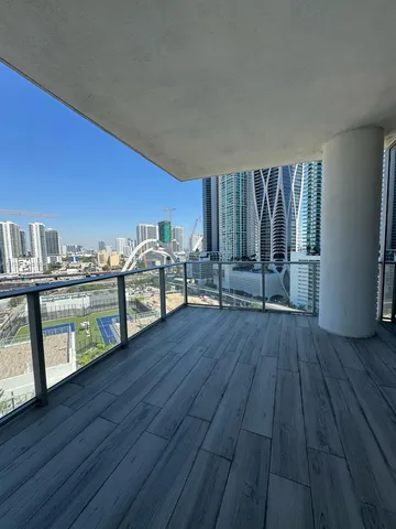 $1,650,000 | 851 Northeast 1st Avenue, Unit 1401, Miami, FL 33132