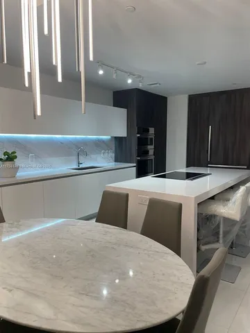 $1,650,000 | 851 Northeast 1st Avenue, Unit 1401, Miami, FL 33132