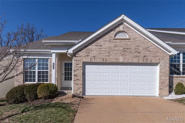 $335,000 | 1007 Arbor Pointe Drive, Manchester, MO 63088