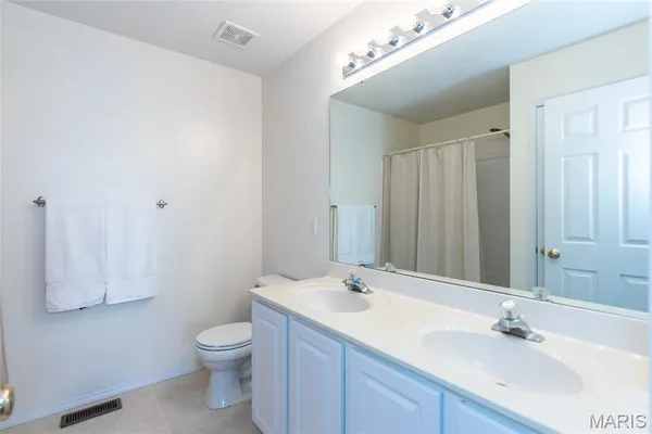 $335,000 | 1007 Arbor Pointe Drive, Manchester, MO 63088