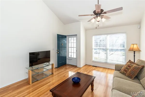 $335,000 | 1007 Arbor Pointe Drive, Manchester, MO 63088