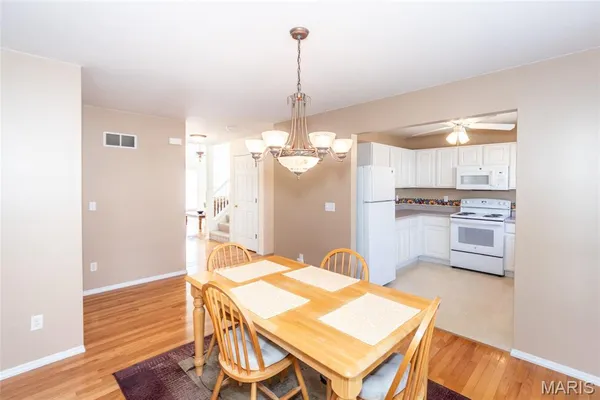 $335,000 | 1007 Arbor Pointe Drive, Manchester, MO 63088