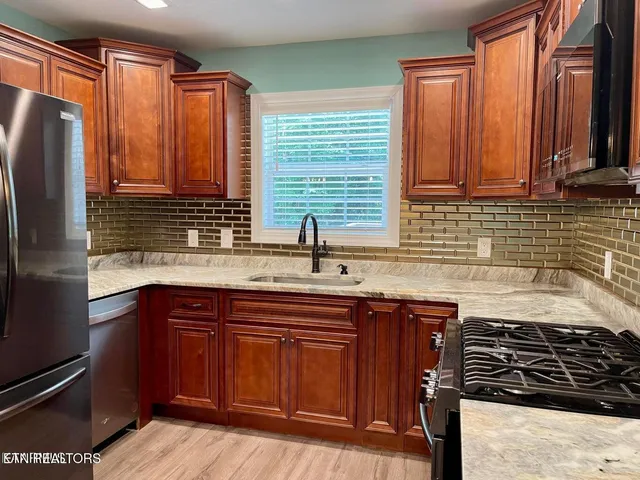 $399,000 | 127 Iron Wood Circle, Crossville, TN 38571