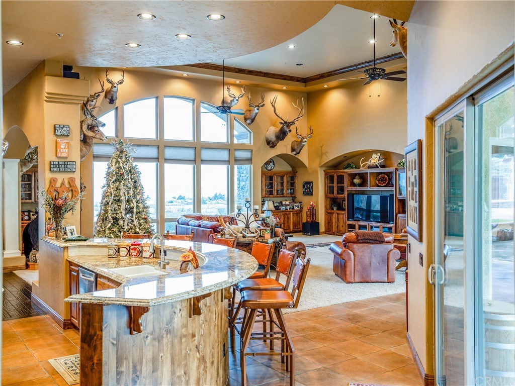 21055 Hazel Road, Unit A&B Apple Valley, CA 92308 - Photo 27 of 64