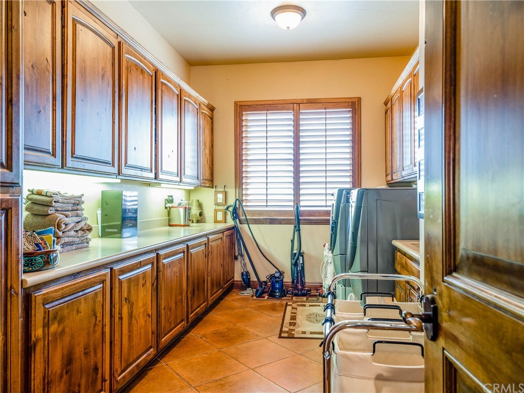 21055 Hazel Road, Unit A&B Apple Valley, CA 92308 - Photo 35 of 64