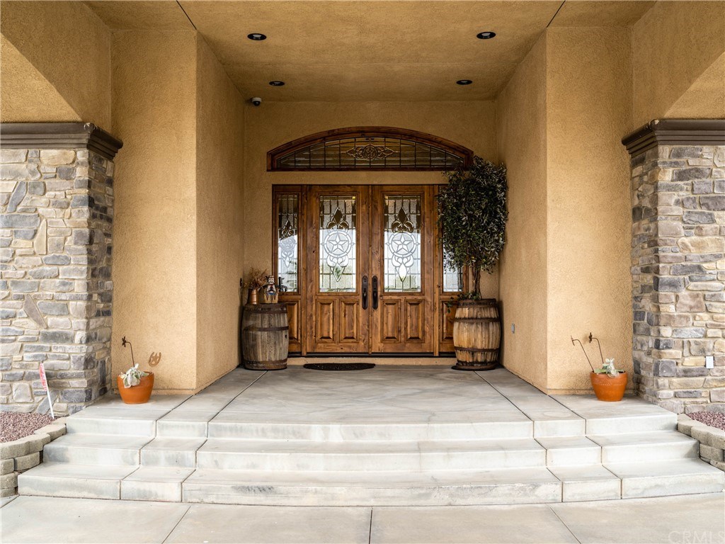 21055 Hazel Road, Unit A&B Apple Valley, CA 92308 - Photo 10 of 64