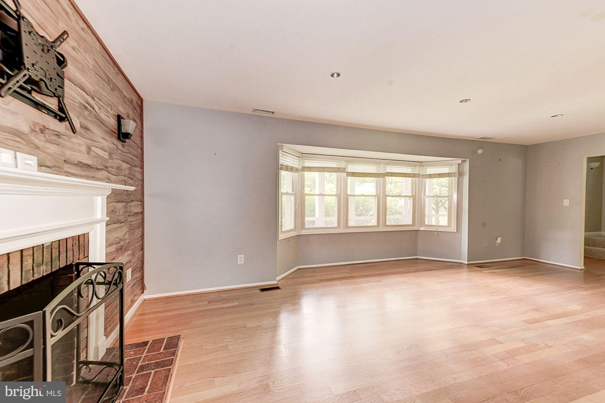 8804 Gramercy Lane Laurel, MD 20708 - Photo 6 of 30 Gallery Image 6